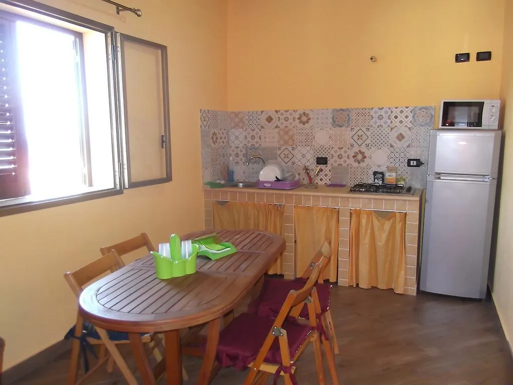 Apartament Zu Pippinu Castellammare del Golfo 0*,  Włochy