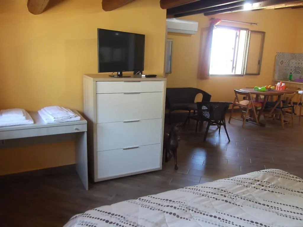 Apartament Zu Pippinu Castellammare del Golfo Włochy